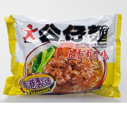 進口方便面 香 造公仔面五香肉丁味100g 30袋 箱 零食品批發(fā)