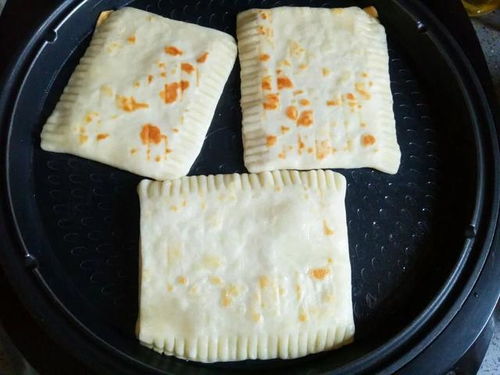 早餐換換新花樣,一搟一折像口袋,10分鐘搞定,比餡餅包子受歡迎 面團