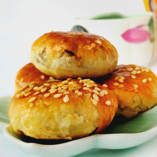 特價60個正宗現(xiàn)做黃山燒餅梅干菜扣肉酥餅糕點心零食特產(chǎn)150克 袋